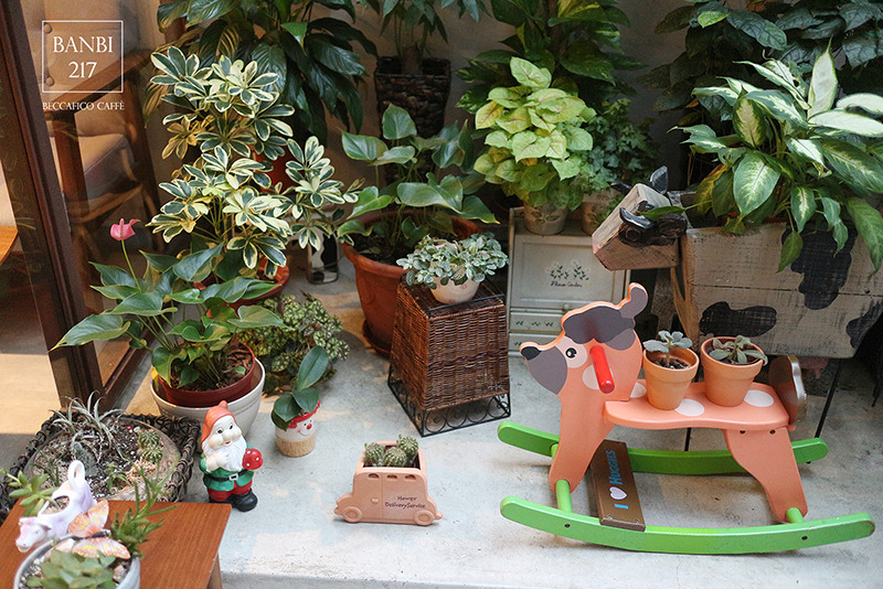 Banbi217 美食旅遊: Beccafico caffe 巷弄好咖啡與好吃手工蛋糕甜點,人氣下午茶店 (台北捷運善導寺站)