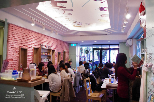 Aranzi cafe 阿朗基咖啡(旗艦仁愛店)：[阿朗基咖啡館Aranzi Cafe] 來自日本大阪的人氣可愛蛋糕下午茶(台北仁愛店)