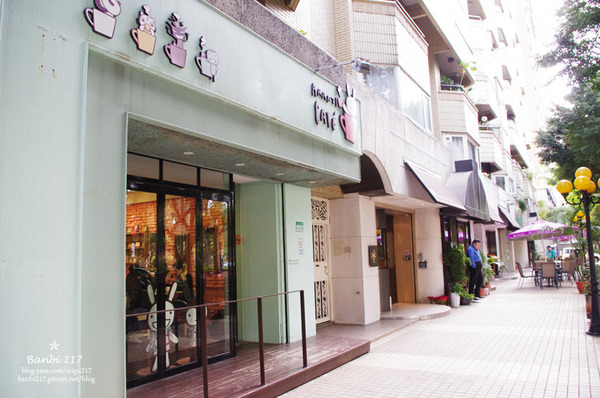 Aranzi cafe 阿朗基咖啡(旗艦仁愛店)：[阿朗基咖啡館Aranzi Cafe] 來自日本大阪的人氣可愛蛋糕下午茶(台北仁愛店)