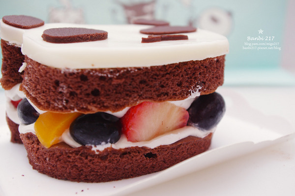 Aranzi cafe 阿朗基咖啡(旗艦仁愛店)：[阿朗基咖啡館Aranzi Cafe] 來自日本大阪的人氣可愛蛋糕下午茶(台北仁愛店)