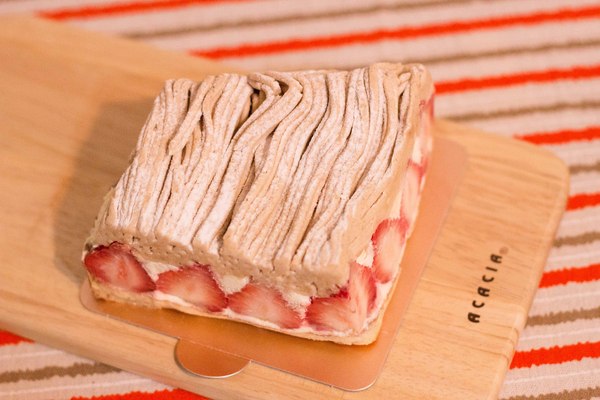 深夜裡的法國手工甜點：[台北\宅配]深夜食甜點 排隊秒殺等級蛋糕 深夜裡的法國手工甜點