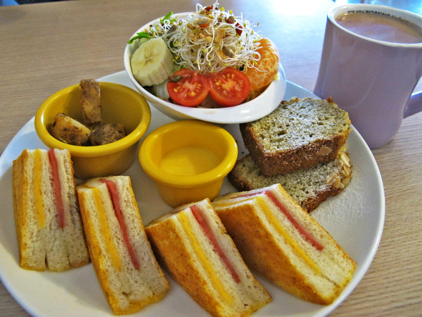 謬思手作屋：[台南]手工吐司早餐便宜大滿足