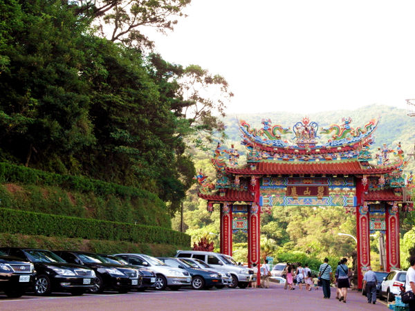 碧山巖:【內湖】碧山巖。吸取芬多精。眺望美景的好所在