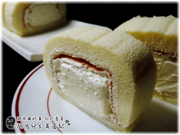 諾貝爾奶凍捲：∥網購美食∥諾貝爾奶凍．香草芋頭巧克力，期待已久沒失望