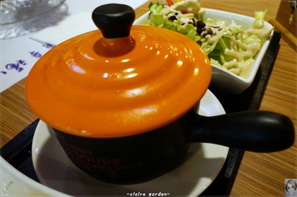 有幸福cafe:台北 捷運士林站 有幸福cafe~特別的咖啡組讓我忍不住下海喝咖啡啦!!