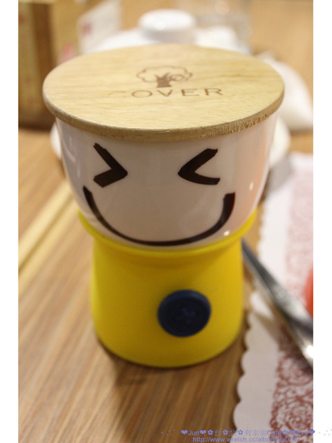 有幸福cafe:【食記】oO。。台北 有幸福Cafe 來這裡真的可以感受到店家對客人小確幸!因為我們有吃到特製的蜜糖吐司!。o○。