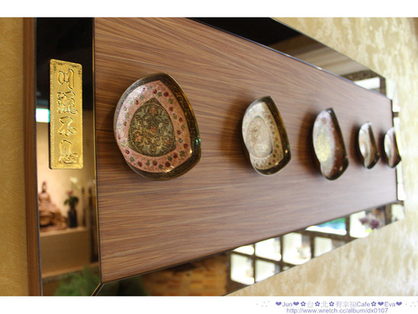 有幸福cafe:【食記】oO。。台北 有幸福Cafe 來這裡真的可以感受到店家對客人小確幸!因為我們有吃到特製的蜜糖吐司!。o○。