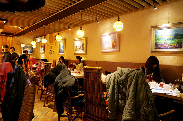 有幸福cafe:台北士林♬大城市巷弄轉角處的幸福午茶:比利時壺精品咖啡秀&鹹蜜糖吐司獨家供應 有幸福cafe