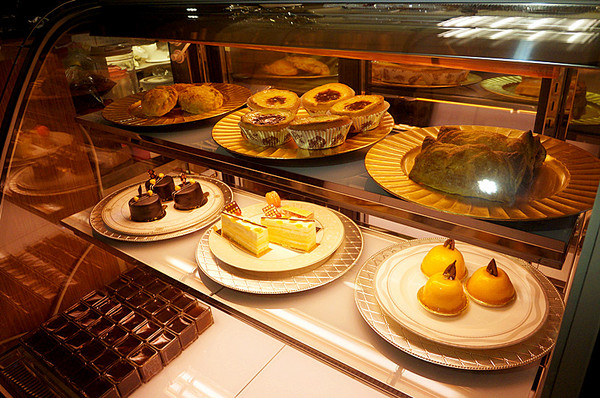 有幸福cafe:台北士林♬大城市巷弄轉角處的幸福午茶:比利時壺精品咖啡秀&鹹蜜糖吐司獨家供應 有幸福cafe