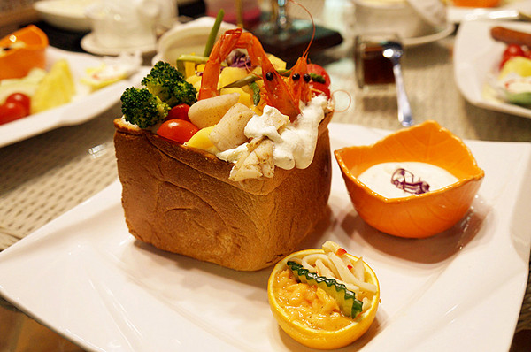 有幸福cafe:台北士林♬大城市巷弄轉角處的幸福午茶:比利時壺精品咖啡秀&鹹蜜糖吐司獨家供應 有幸福cafe