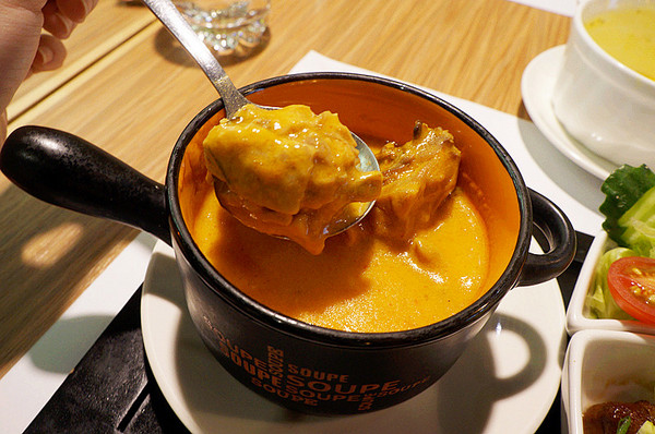 有幸福cafe:台北士林♬大城市巷弄轉角處的幸福午茶:比利時壺精品咖啡秀&鹹蜜糖吐司獨家供應 有幸福cafe