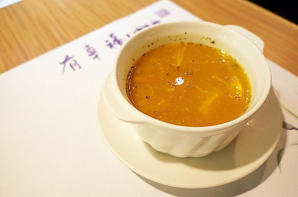 有幸福cafe:台北士林♬大城市巷弄轉角處的幸福午茶:比利時壺精品咖啡秀&鹹蜜糖吐司獨家供應 有幸福cafe