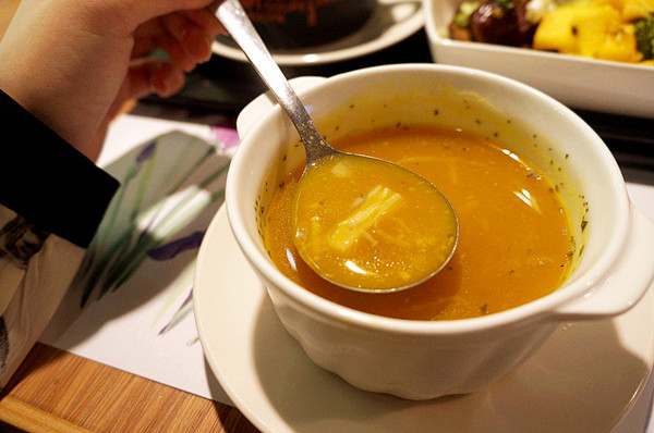 有幸福cafe:台北士林♬大城市巷弄轉角處的幸福午茶:比利時壺精品咖啡秀&鹹蜜糖吐司獨家供應 有幸福cafe