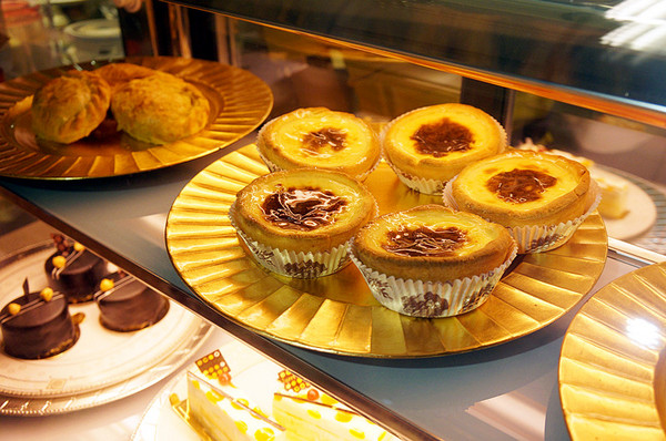 有幸福cafe:台北士林♬大城市巷弄轉角處的幸福午茶:比利時壺精品咖啡秀&鹹蜜糖吐司獨家供應 有幸福cafe