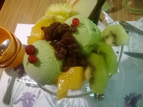 有幸福cafe：蜜糖吐司也能做成鹹ㄉ!!!有幸福cafe