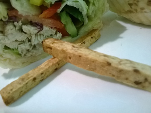 有幸福cafe：蜜糖吐司也能做成鹹ㄉ!!!有幸福cafe