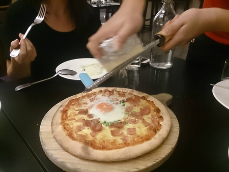 1266501_609873145732230_1192336647_o