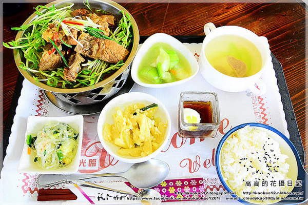 風車轉轉餐廳：【南投】集集鎮。風車轉轉餐廳