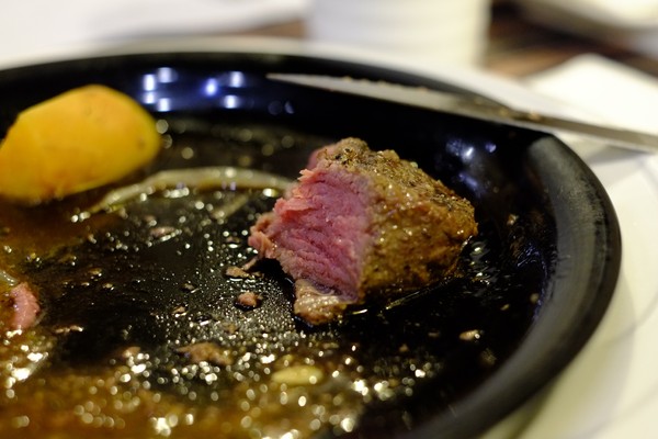 Mr.Onion牛排餐廳(天母洋蔥 京站店):吃膩王品的另一種選擇-Mr.Onion牛排餐廳