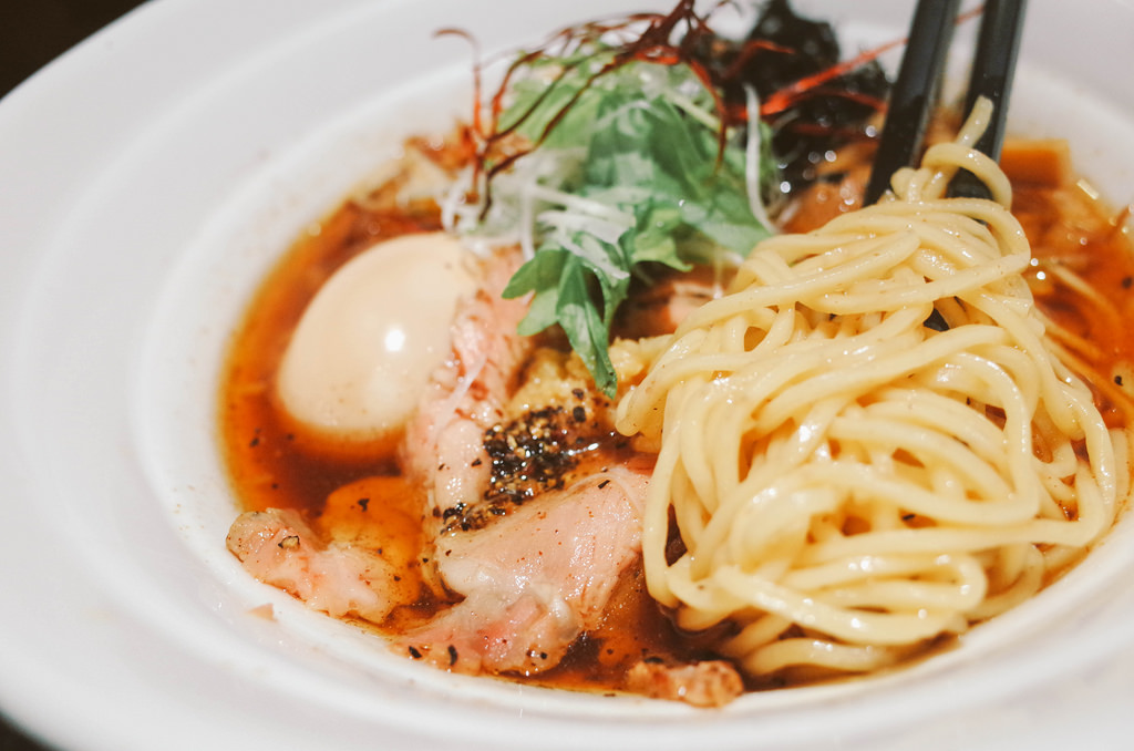 鷹流弓削多限定拉麵