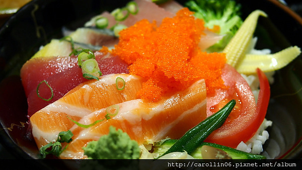 海人刺身丼飯專賣店:【食記】《海人刺身丼飯專賣店》西門町隱密好店