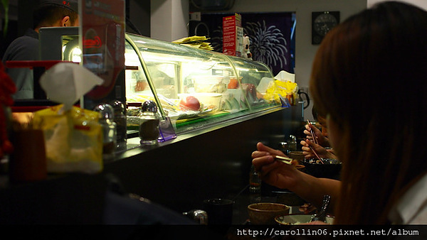 海人刺身丼飯專賣店:【食記】《海人刺身丼飯專賣店》西門町隱密好店