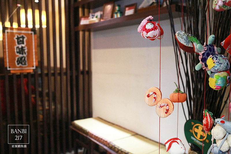 Banbi217 美食旅遊: 若葉鯛魚燒甘味處 來吃熱騰騰日式鯛魚燒與白玉抹茶湯的暖冬甜品(捷運板橋站 下午茶甜點)