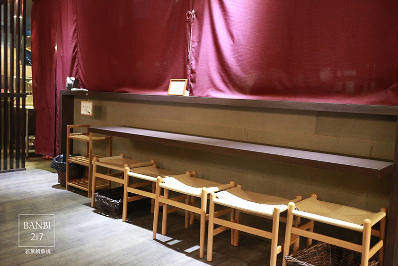 Banbi217 美食旅遊: 若葉鯛魚燒甘味處 來吃熱騰騰日式鯛魚燒與白玉抹茶湯的暖冬甜品(捷運板橋站 下午茶甜點)