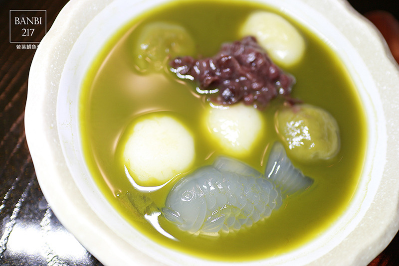 Banbi217 美食旅遊: 若葉鯛魚燒甘味處 來吃熱騰騰日式鯛魚燒與白玉抹茶湯的暖冬甜品(捷運板橋站 下午茶甜點)