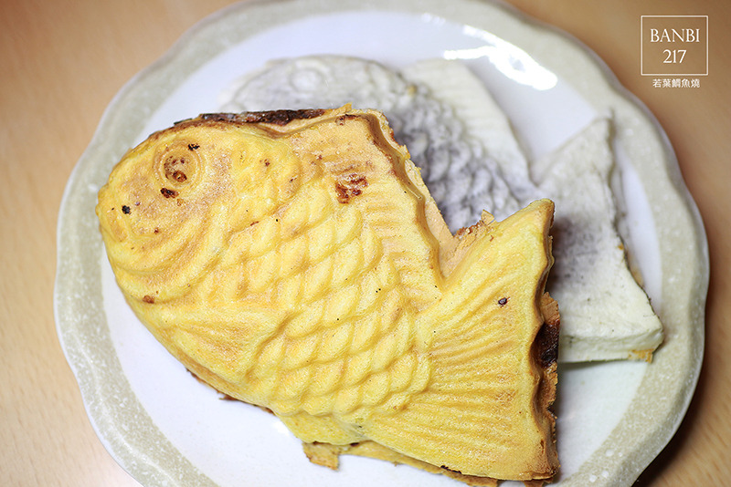 Banbi217 美食旅遊: 若葉鯛魚燒甘味處 來吃熱騰騰日式鯛魚燒與白玉抹茶湯的暖冬甜品(捷運板橋站 下午茶甜點)