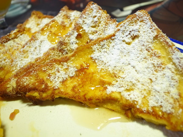 3mins美式餐廳(中美店):<台中|美式餐廳>超級英雄陪你吃漢堡!!!3mins美式餐廳