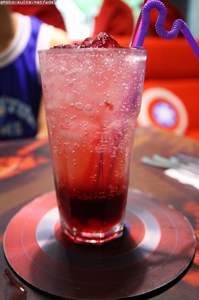 3mins美式餐廳(中美店):3mins美式餐廳(中美店)✪復仇者聯盟×異國風味×美味佳餚~大推~103.09.10