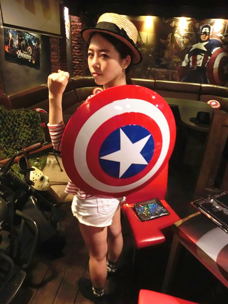 3mins美式餐廳(中美店)：【口碑券§第68彈】party time~復仇者英雄佔領台中!!美國隊長x鋼鐵人陪你一起大嗑漢堡@3mins美式餐廳