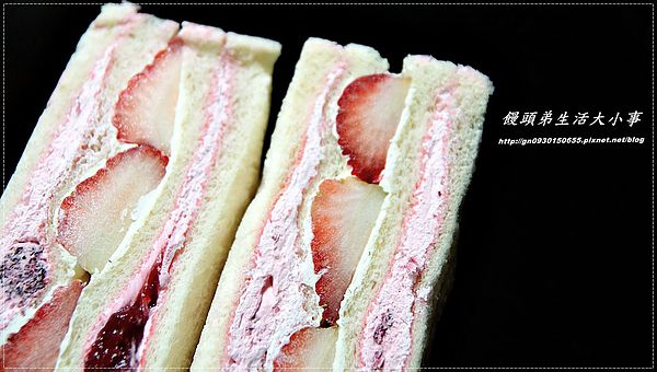 美食村蛋糕:【美食村蛋糕】爆餡草莓三明治~季節限定。錯過在等一年