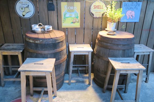 Route66 美式餐廳：台北 捷運忠孝敦化 Route66美式餐廳~皮脆噴汁的肯塔基炸雞