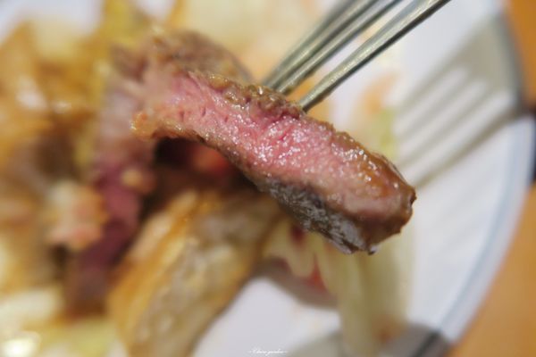 Route66 美式餐廳：台北 捷運忠孝敦化 Route66美式餐廳~皮脆噴汁的肯塔基炸雞