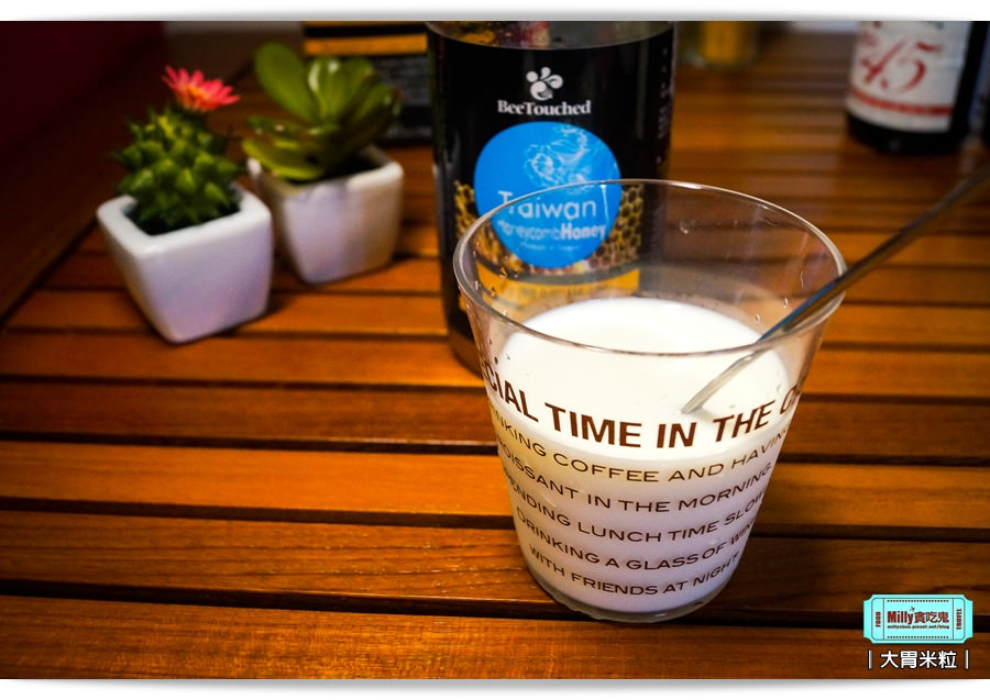 蜜蜂工坊台灣蜂巢蜜0042