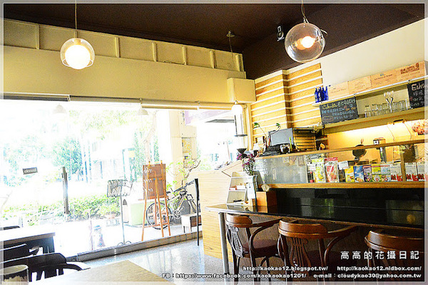 llum 10°cafe 光咖啡10號店:【高雄】前金區。llum 10°cafe' 光.咖啡10號店