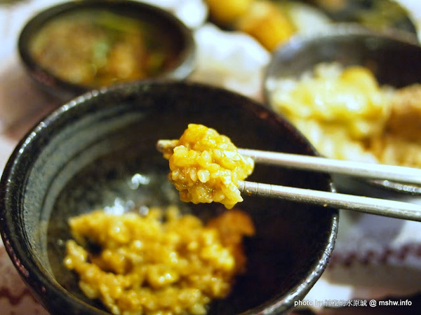 三味鍋物(向上店)：【食記】台中西區-三味鍋物專門-自慢味噌,壽喜燒 : 服務不錯,食材就…!@＃$％…這樣應該有含蓄到了？