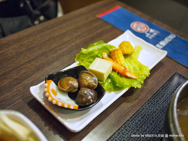 三味鍋物(向上店)：【食記】台中西區-三味鍋物專門-自慢味噌,壽喜燒 : 服務不錯,食材就…!@＃$％…這樣應該有含蓄到了？