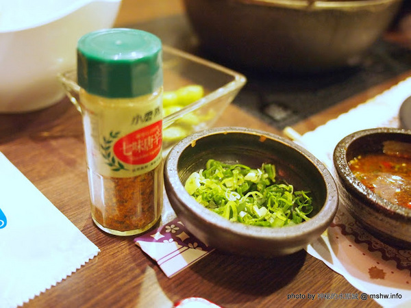 三味鍋物(向上店)：【食記】台中西區-三味鍋物專門-自慢味噌,壽喜燒 : 服務不錯,食材就…!@＃$％…這樣應該有含蓄到了？