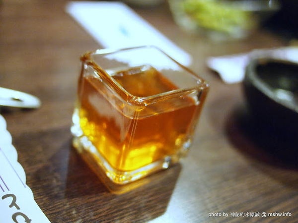 三味鍋物(向上店)：【食記】台中西區-三味鍋物專門-自慢味噌,壽喜燒 : 服務不錯,食材就…!@＃$％…這樣應該有含蓄到了？