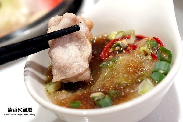清香火鍋城:【捷運小巨蛋站優質鍋物/松山區八德路涮涮鍋 推薦】新鮮, 天然,味美... ✿✿ 清香火鍋城 ✿✿ (完整菜單)