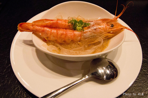 藝奇新日本料理(夢時代店):【食記】{高雄。前鎮區}藝奇ikki。新日本料理