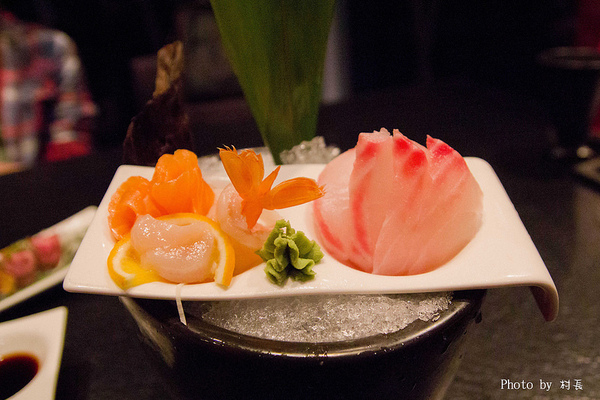 藝奇新日本料理(夢時代店):【食記】{高雄。前鎮區}藝奇ikki。新日本料理