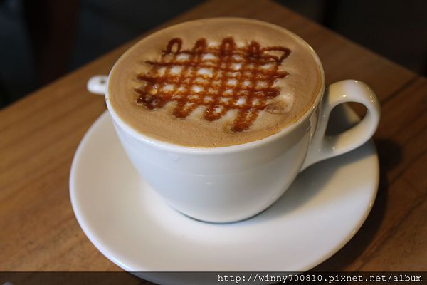 塔吉特千層蛋糕專賣店(台北信義人文館):台北/信義 【人氣千層蛋糕名店-塔吉特千層蛋糕,心真的完全被收服了啦~】塔吉特千層蛋糕專賣店(台北信義人文館)