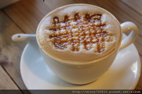 塔吉特千層蛋糕專賣店(台北信義人文館):台北/信義 【人氣千層蛋糕名店-塔吉特千層蛋糕,心真的完全被收服了啦~】塔吉特千層蛋糕專賣店(台北信義人文館)