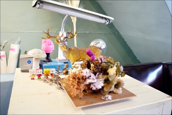 Dear dear 小路咖啡：古亭*菜市仔的文青秘密基地【小路咖啡】 迷路的你 很適合去