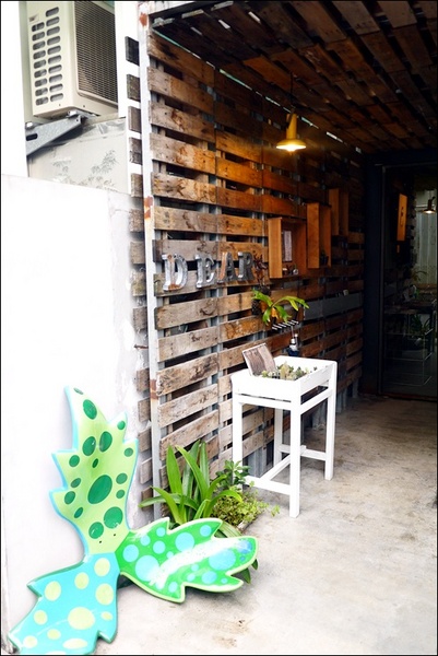 Dear dear 小路咖啡：古亭*菜市仔的文青秘密基地【小路咖啡】 迷路的你 很適合去