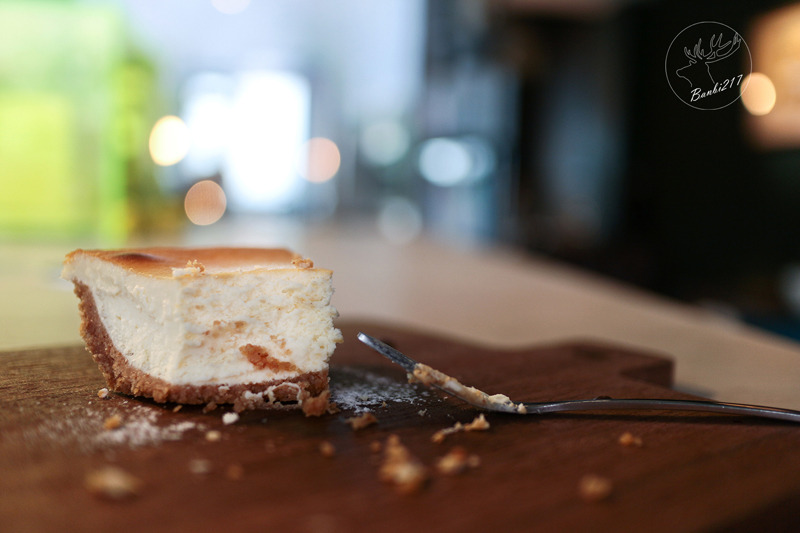 Banbi217 美食旅遊: dear Deer 小路咖啡.平假日無限時咖啡館下午茶(台北古亭捷運站)